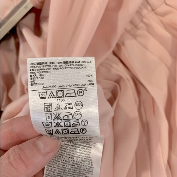 Banana Republic Skirt - Picture 6 of 8